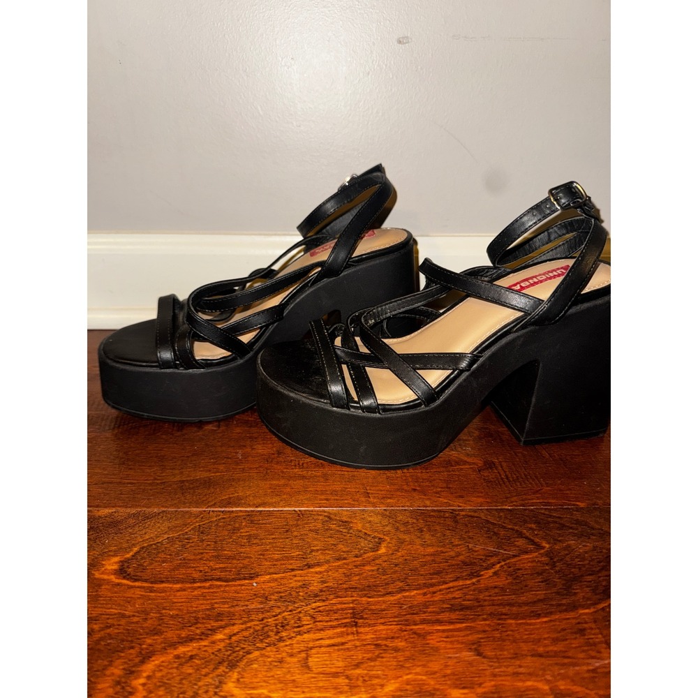 Unionbay Black Strappy Platform Sandals Chunky Block Heel Y2K Goth Women Size 6